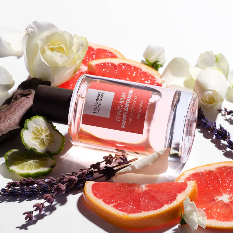 Les Senteurs Gourmandes Fraicheur Pamplemousse zitrisch mit liegendem Flacon